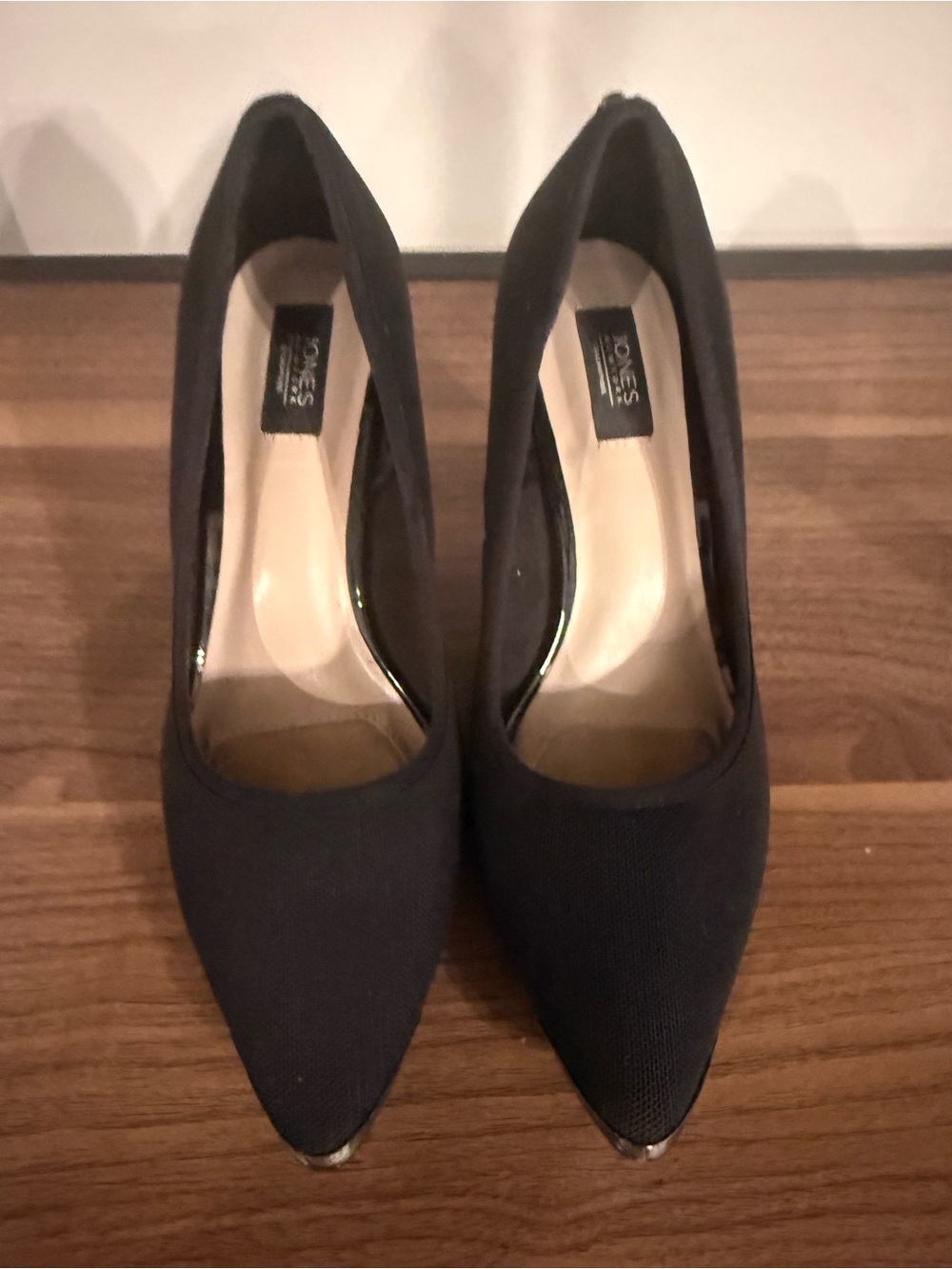 Jones New York Society Black Heels with Silver Toe Accent - Picture 3 of 11
